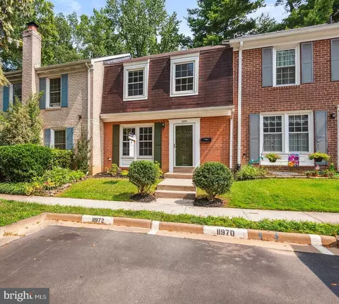 11970 Heathcote Ct, Reston, VA 20191