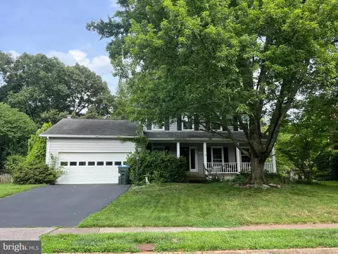 13410 Birch Bark Ct, Fairfax, VA 22033