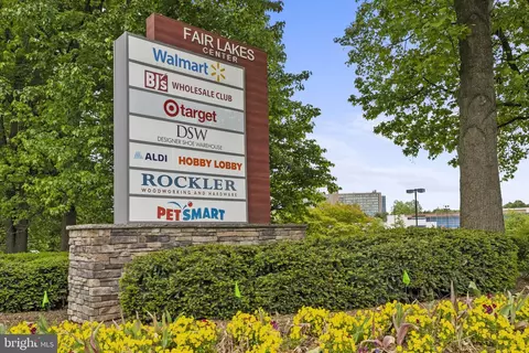 14184 Gypsum Loop, Chantilly, VA 20151 photo 29