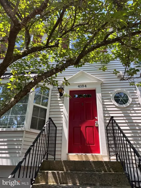4184 Pleasant Meadow Ct #103E, Chantilly, VA 20151