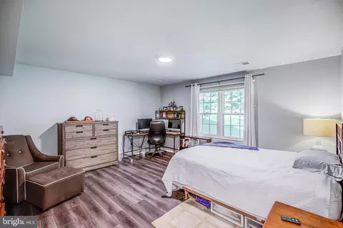 7307 Reservation Dr, Springfield, VA 22153 photo 41