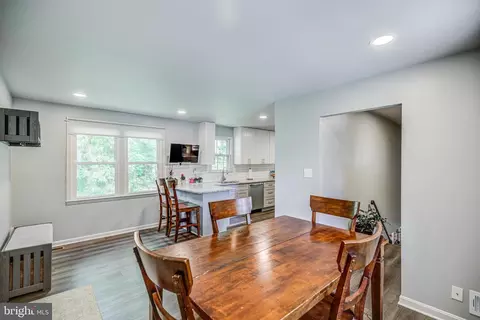 7307 Reservation Dr, Springfield, VA 22153 photo 17