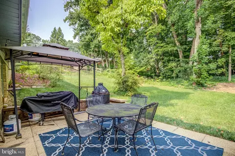 7307 Reservation Dr, Springfield, VA 22153 photo 11