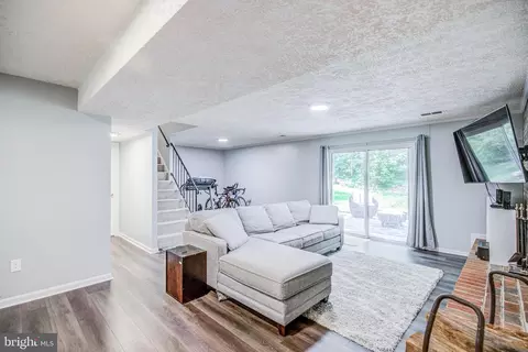 7307 Reservation Dr, Springfield, VA 22153 photo 36