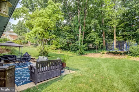 7307 Reservation Dr, Springfield, VA 22153 photo 4