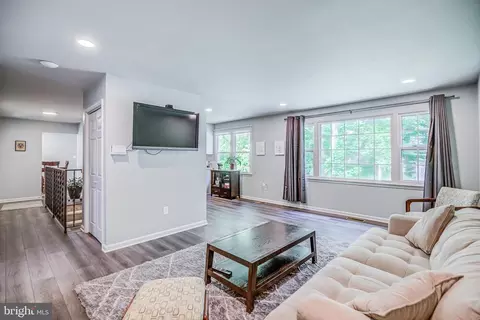 7307 Reservation Dr, Springfield, VA 22153 photo 25