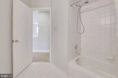 1314 Red Hawk Cir, Reston, VA 20194 photo 52