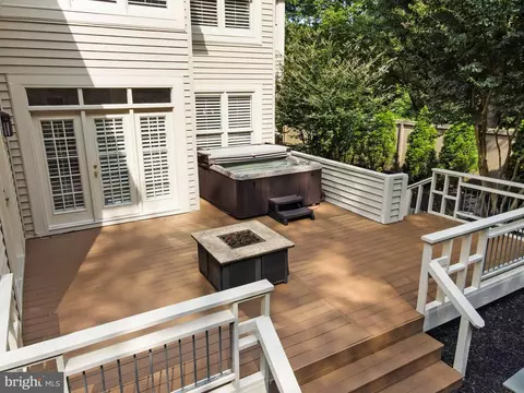 1314 Red Hawk Cir, Reston, VA 20194 photo 10