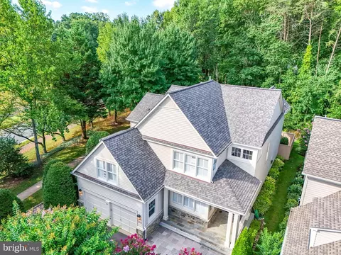 1314 Red Hawk Cir, Reston, VA 20194 photo 6