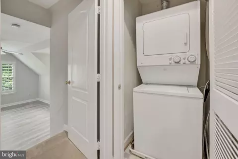1314 Red Hawk Cir, Reston, VA 20194 photo 53