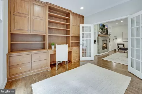 1314 Red Hawk Cir, Reston, VA 20194 photo 31