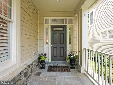 1314 Red Hawk Cir, Reston, VA 20194 photo 8