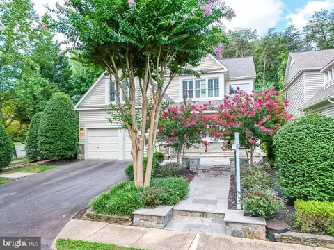 1314 Red Hawk Cir, Reston, VA 20194 photo 4