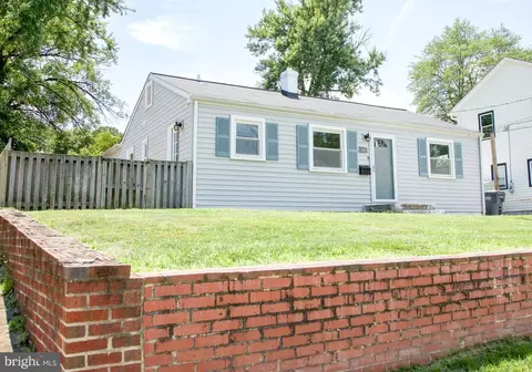 3415 Elmwood Dr, Alexandria, VA 22303