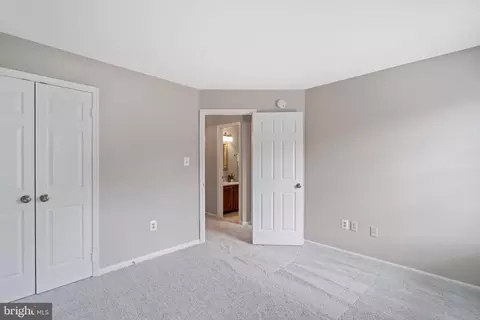 7734 Rockledge Ct, Springfield, VA 22152 photo 32