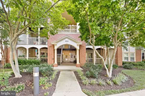 6602 Thackwell Way #F, Alexandria, VA 22315