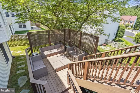 8718 Middleford Dr, Springfield, VA 22153 photo 21