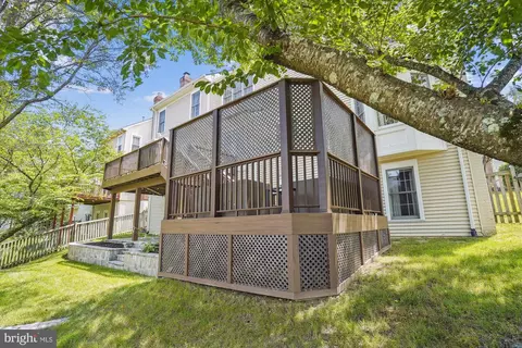 8718 Middleford Dr, Springfield, VA 22153 photo 8