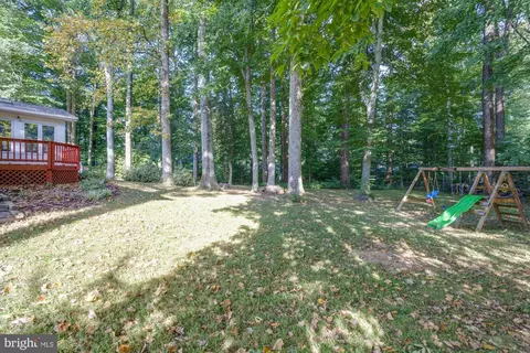 7818 Penley Pl, Springfield, VA 22151 photo 6