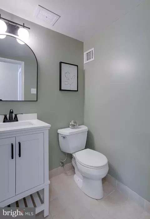7818 Penley Pl, Springfield, VA 22151 photo 38