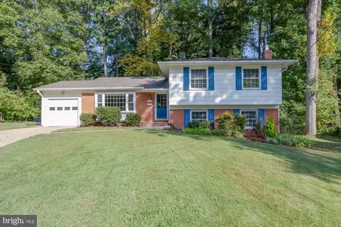 7818 Penley Pl, Springfield, VA 22151 photo 8