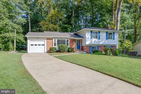 7818 Penley Pl, Springfield, VA 22151 photo 9