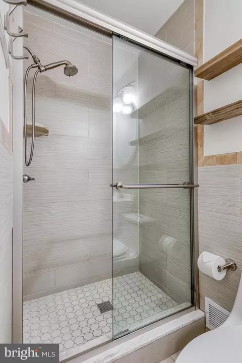 7311 Exmore St, Springfield, VA 22150 photo 36