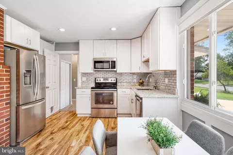 7311 Exmore St, Springfield, VA 22150 photo 18