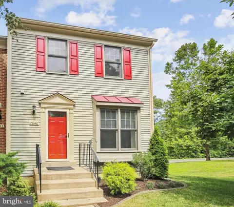 7540 Blanford Ct, Alexandria, VA 22315