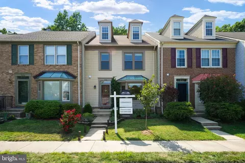 7216 Lensfield Ct, Alexandria, VA 22315