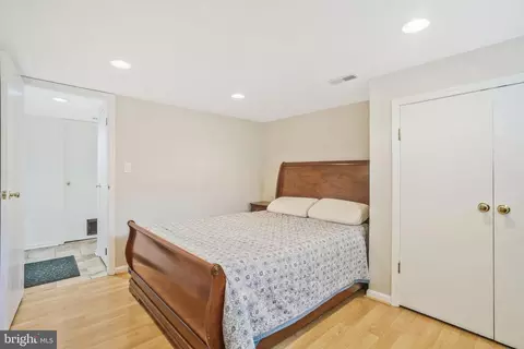 5909 Craig St, Springfield, VA 22150 photo 23