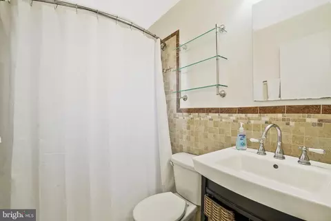 5909 Craig St, Springfield, VA 22150 photo 15