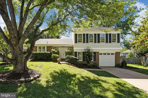 7007 Whetstone Rd, Alexandria, VA 22306