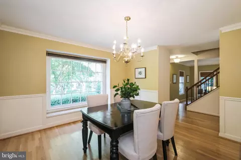 7721 Modisto Ln, Springfield, VA 22153 photo 9