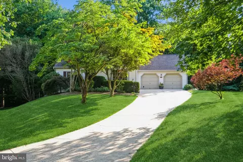 7721 Modisto Ln, Springfield, VA 22153 photo 3