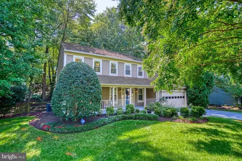 5823 Colfax Ave, Alexandria, VA 22311