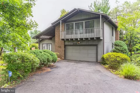6701 Pine Creek Ct, Mclean, VA 22101