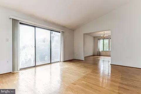6701 Pine Creek Ct, Mclean, VA 22101 photo 5