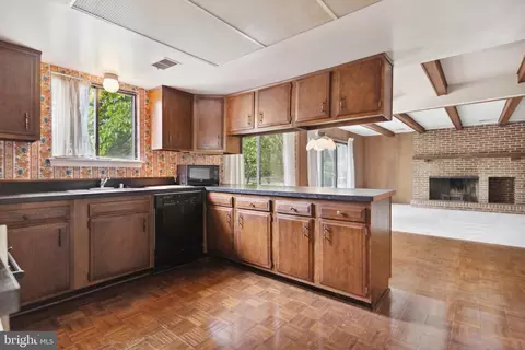 6701 Pine Creek Ct, Mclean, VA 22101 photo 11