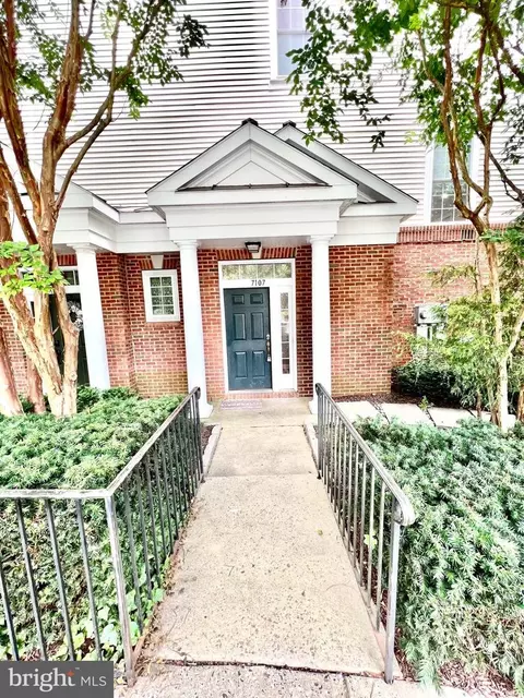 7107 Mason Grove Ct #1, Alexandria, VA 22306