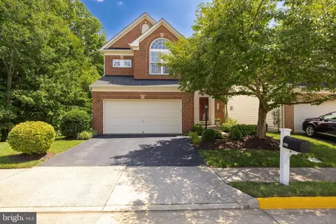 6839 Rolling Creek Way, Alexandria, VA 22315