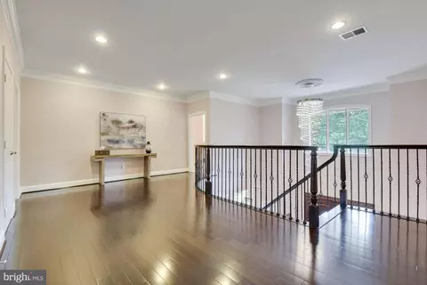 6820 Dillon Ave, Mclean, VA 22101 photo 32