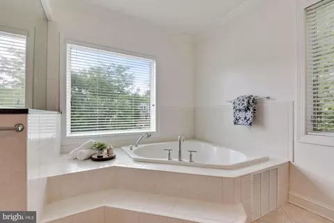 6820 Dillon Ave, Mclean, VA 22101 photo 49