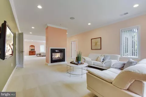 6820 Dillon Ave, Mclean, VA 22101 photo 34
