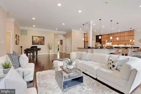 6820 Dillon Ave, Mclean, VA 22101 photo 18