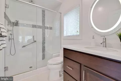 6820 Dillon Ave, Mclean, VA 22101 photo 59