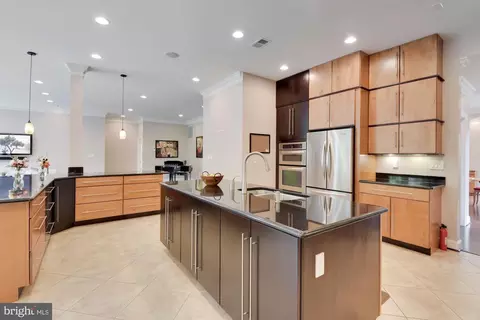 6820 Dillon Ave, Mclean, VA 22101 photo 6