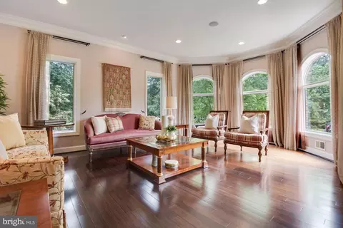 6820 Dillon Ave, Mclean, VA 22101 photo 31