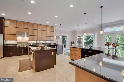6820 Dillon Ave, Mclean, VA 22101 photo 10