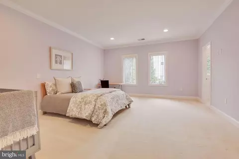 6820 Dillon Ave, Mclean, VA 22101 photo 46